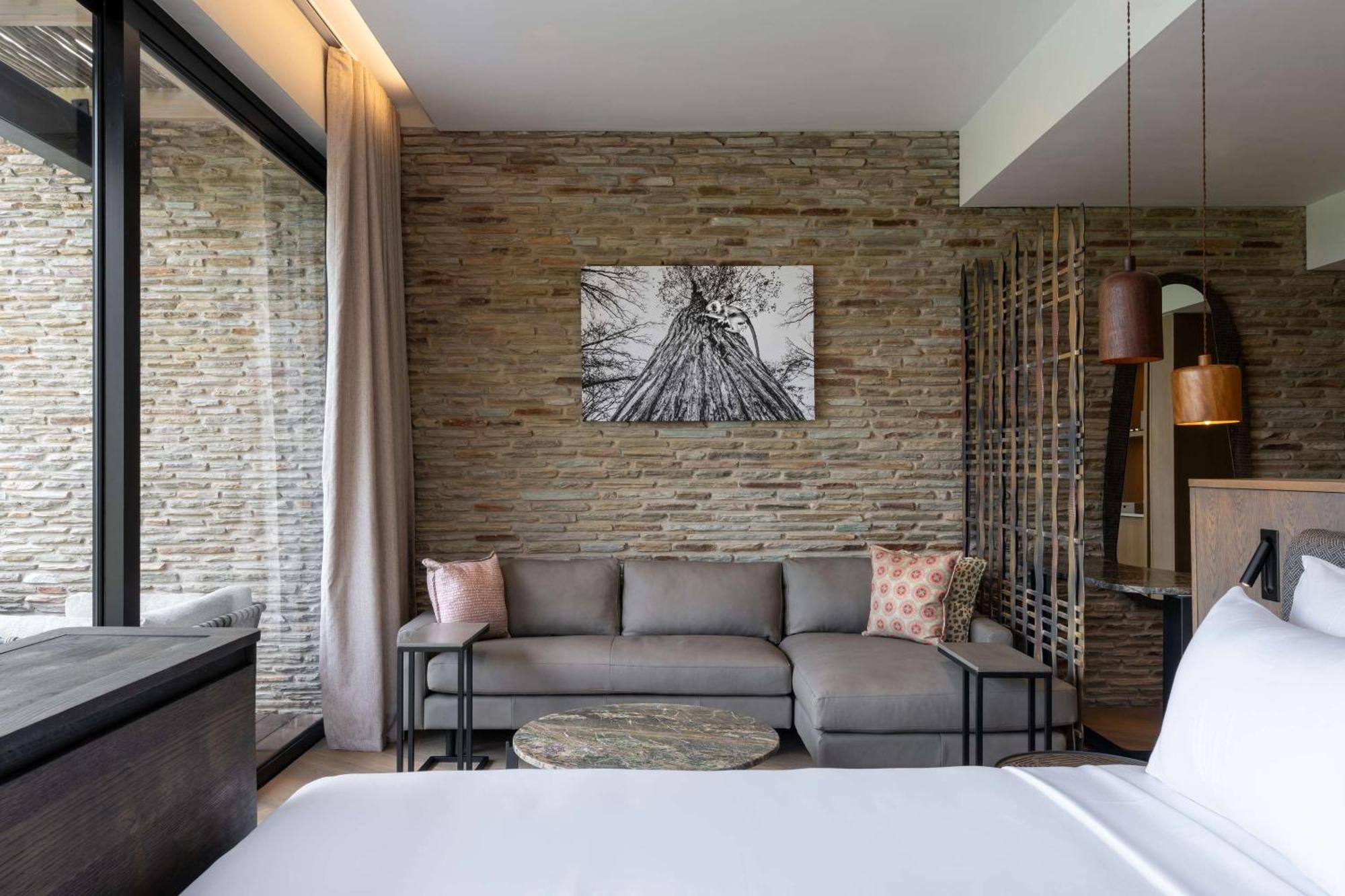 Radisson Safari Hotel